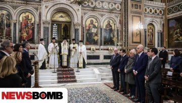 &Tau;&alpha;&sigma;&omicron;ύ&lambda;&alpha;&sigmaf;: &laquo;&Tau;&alpha; ό&pi;&lambda;&alpha; &tau;&eta;&sigmaf; &delta;&eta;&mu;&omicron;&kappa;&rho;&alpha;&tau;ί&alpha;&sigmaf; &epsilon;ί&nu;&alpha;&iota; &pi;&iota;&omicron; &iota;&sigma;&chi;&upsilon;&rho;ά &alpha;&pi;ό &tau;&alpha; &pi;&epsilon;&rho;ί&sigma;&tau;&rho;&omicron;&phi;&alpha;&raquo;