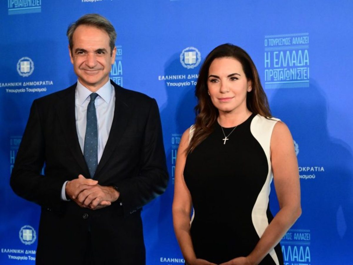 Τετ α τετ Μητσοτάκη με Όλγα Κεφαλογιάννη μετά το υπουργικό