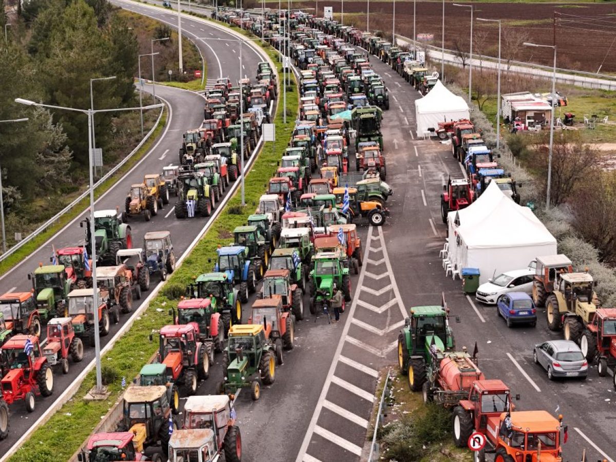 Θεσσαλικός κλοιός πίεσης – Τη Δευτέρα στο Μαξίμου η συνάντηση με τους σκληρούς των μπλόκων