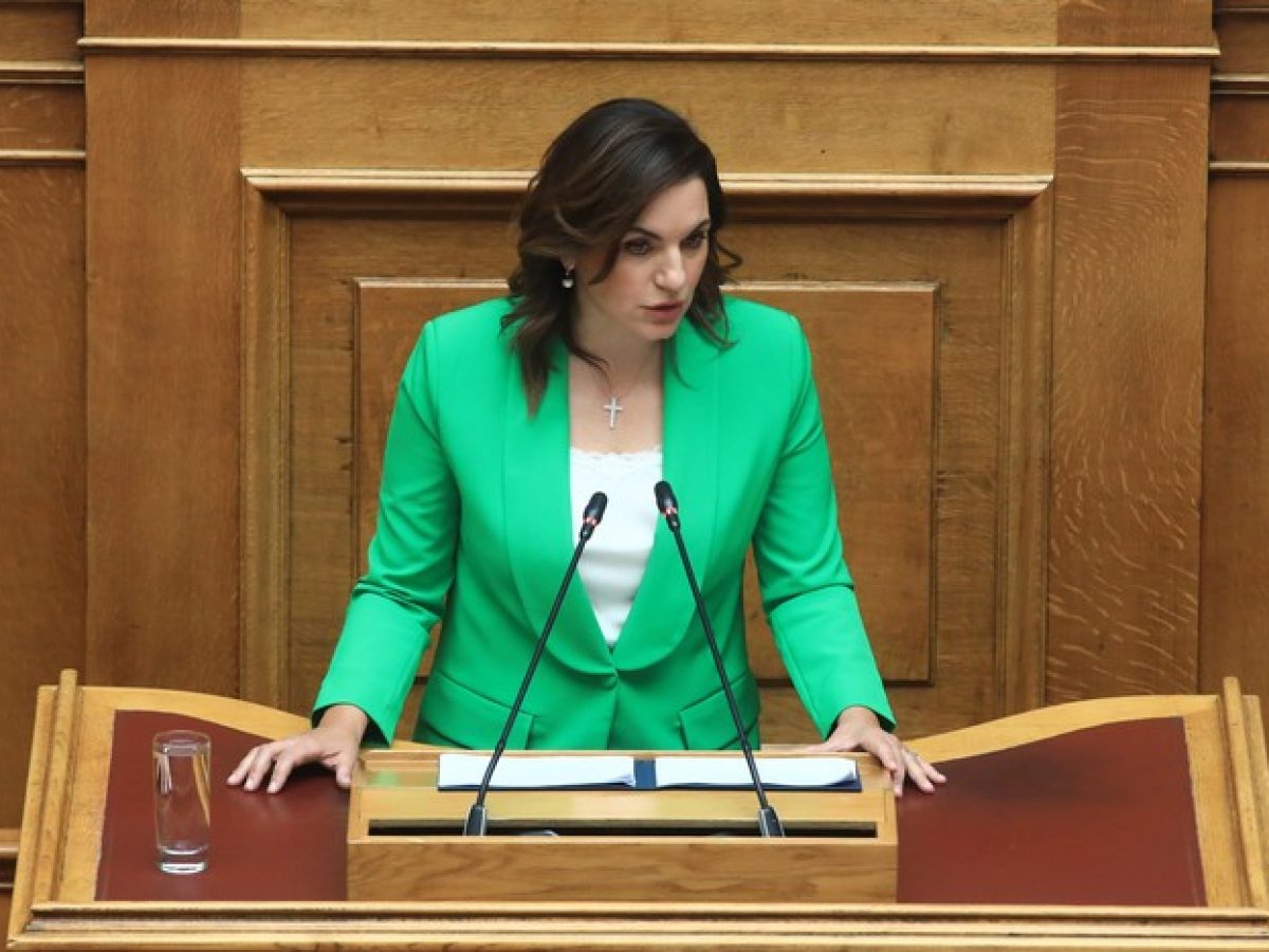 Τι απαντά η Κεφαλογιάννη για την τροπολογία σχετικά με την επιμέλεια τέκνων