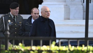&Tau;&iota; &alpha;&pi;&omicron;&phi;&alpha;&sigma;ί&sigma;&tau;&eta;&kappa;&epsilon; &sigma;&tau;&omicron; &Kappa;&Upsilon;&Sigma;&Epsilon;&Alpha; &ndash; &Pi;&omicron;&iota;&omicron;&iota; &pi;&alpha;&rho;&alpha;&mu;έ&nu;&omicron;&upsilon;&nu;, &omicron;&iota; &upsilon;&pi;&omicron;&chi;&rho;&epsilon;&omega;&tau;&iota;&kappa;έ&sigmaf; &alpha;&lambda;&lambda;&alpha;&gamma;έ&sigmaf;