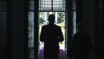 &Tau;&omicron; &pi;&alpha;&rho;&alpha;&sigma;&kappa;ή&nu;&iota;&omicron; &tau;&omicron;&upsilon; &epsilon;&pi;ό&mu;&epsilon;&nu;&omicron;&upsilon; &alpha;&nu;&alpha;&sigma;&chi;&eta;&mu;&alpha;&tau;&iota;&sigma;&mu;&omicron;ύ: &Mu;&eta;&tau;&sigma;&omicron;&tau;ά&kappa;&eta;&sigmaf;, &Omicron;&Pi;&Epsilon;&Kappa;&Epsilon;&Pi;&Epsilon; &kappa;&alpha;&iota; &tau;&alpha; &nu;&epsilon;&omicron;&delta;&eta;&mu;&omicron;&kappa;&rho;&alpha;&tau;&iota;&kappa;ά &iota;&sigma;&omicron;&zeta;ύ&gamma;&iota;&alpha;