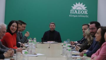 Τριβές στο ΠΑΣΟΚ: Οι συνεργασίες είναι μόνο η αφορμή