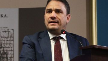 Τσουκαλάς: «Καλούμε τους πολίτες να συμπαραταχθούν μαζί μας για να φύγει η Δεξιά» λέει ο εκπρόσωπος του ΠΑΣΟΚ