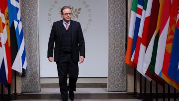 Βέλγιο: Ο ντε Βέβερ χαράζει «κόκκινες γραμμές» στον Τραμπ – Προειδοποίηση για εμπορικό πόλεμο