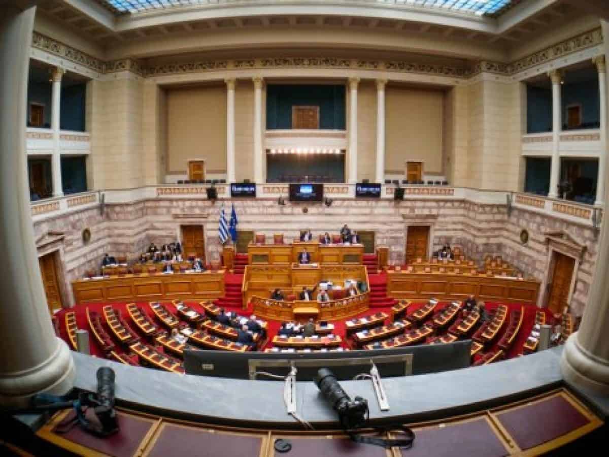 &Beta;&omicron;&upsilon;&lambda;ή: &Alpha;&pi;&omicron;&rho;&rho;ί&phi;&theta;&eta;&kappa;&epsilon; &eta; έ&nu;&sigma;&tau;&alpha;&sigma;&eta; &alpha;&nu;&tau;&iota;&sigma;&upsilon;&nu;&tau;&alpha;&gamma;&mu;&alpha;&tau;&iota;&kappa;ό&tau;&eta;&tau;&alpha;&sigmaf; &gamma;&iota;&alpha; &tau;&omicron; &beta;&alpha;&theta;&mu;&omicron;&lambda;ό&gamma;&iota;&omicron; &tau;&omega;&nu; &upsilon;&pi;&alpha;&xi;&iota;&omega;&mu;&alpha;&tau;&iota;&kappa;ώ&nu; &tau;&omicron;&upsilon; &sigma;&tau;&rho;&alpha;&tau;&omicron;ύ
