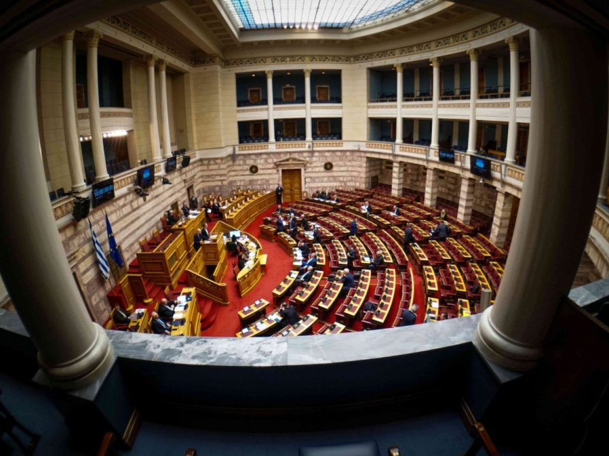 Βουλή: Άρχισε η συζήτηση της πρότασης Μητσοτάκη για σύσταση διακομματικής επιτροπής για τα αγροτικά