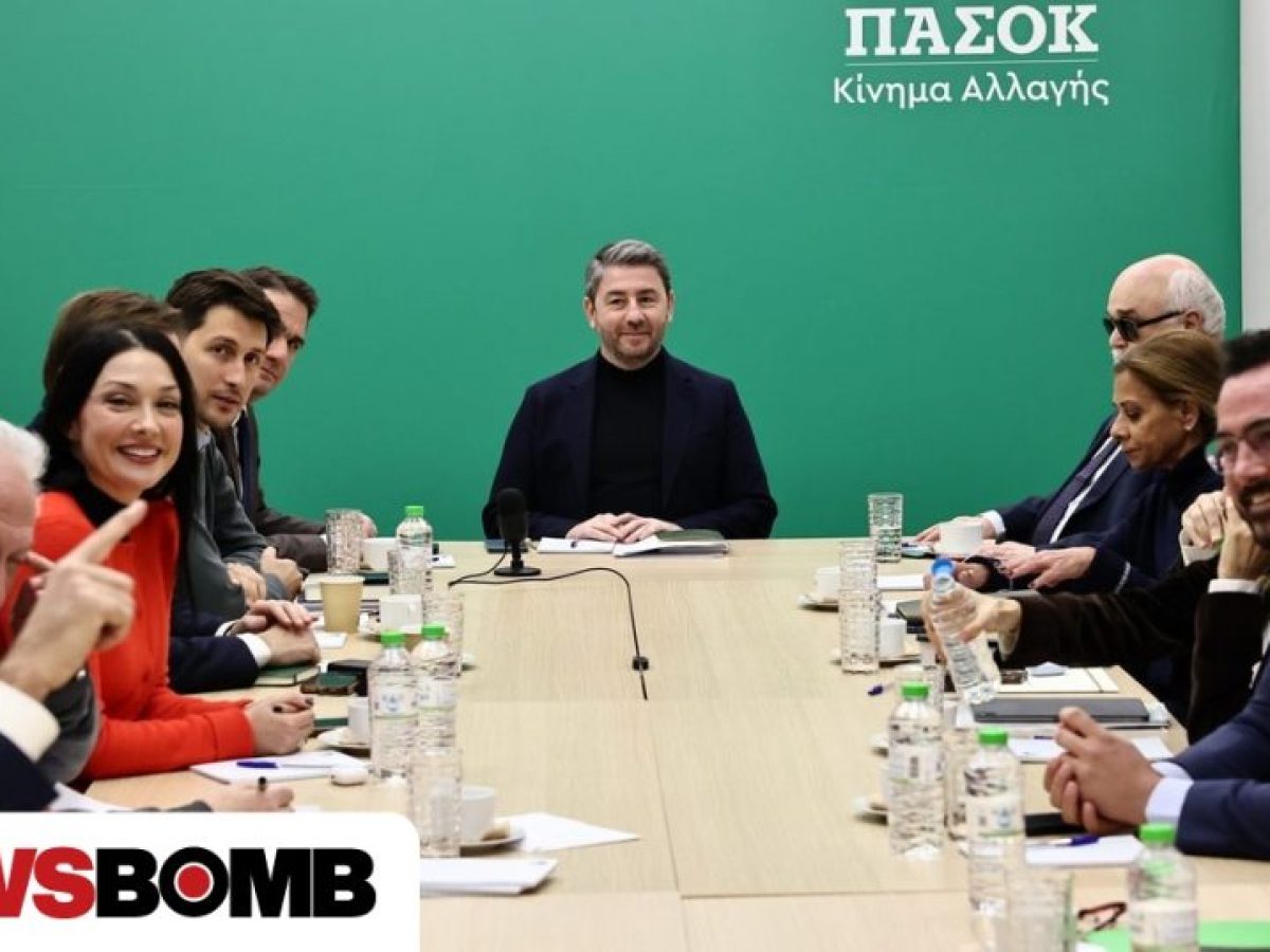 «Βράζει» το ΠΑΣΟΚ: Όλοι εναντίον όλων στην ΚΟΕΣ – «Πυρά» κατά Ανδρουλάκη ενόψει συνεδρίου