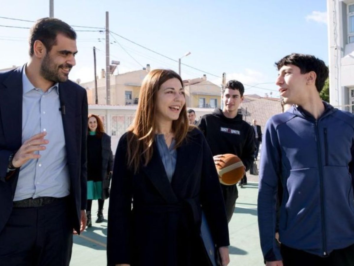 Ζαχαράκη: Θέλουμε οι μαθητές να θωρακίζονται απέναντι στην παραπληροφόρηση και να αναπτύσσουν κρίση