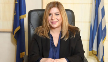 Αγωγή Συρεγγέλα κατά της Ζωής Κωνσταντοπούλου για προσβολή προσωπικότητας