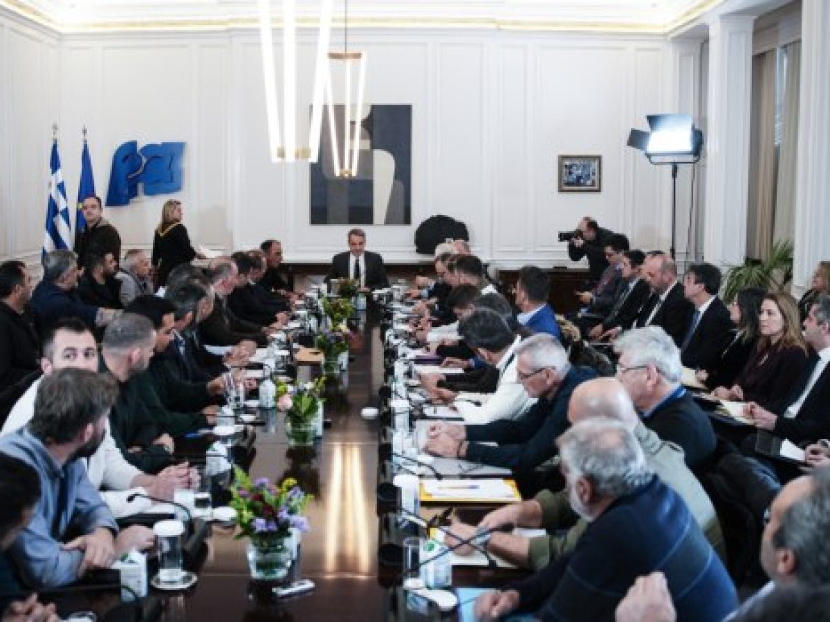 Αγρότες: Διάλογος κατ’ όνομα, εξαγγελίες κατ’ ουσίαν – Χωρίς περιθώρια αλλαγών στα μέτρα