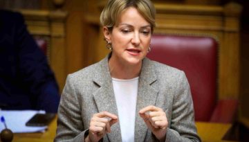 Αλ. Σδούκου για Νταβός: «Την εποχή που ξέραμε μάλλον την ξεχνάμε και περνάμε σε μια νέα τάξη πραγμάτων»