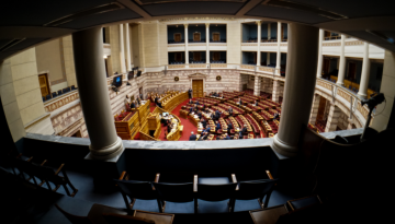 Αναχώματα σε παλιούς και νέους αντιπάλους