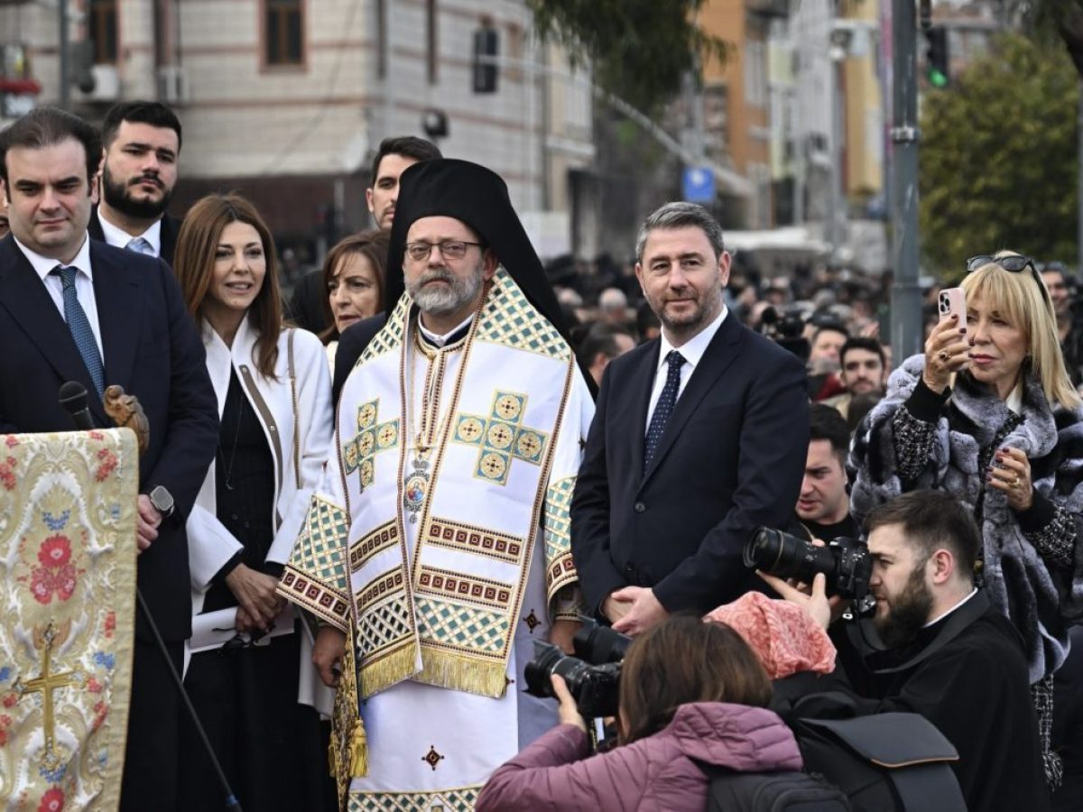 Ανδρουλάκης: Το 2026 να πετύχουμε μια κοινωνία με λιγότερες ανισότητες και με περισσότερη κοινωνική δικαιοσύνη