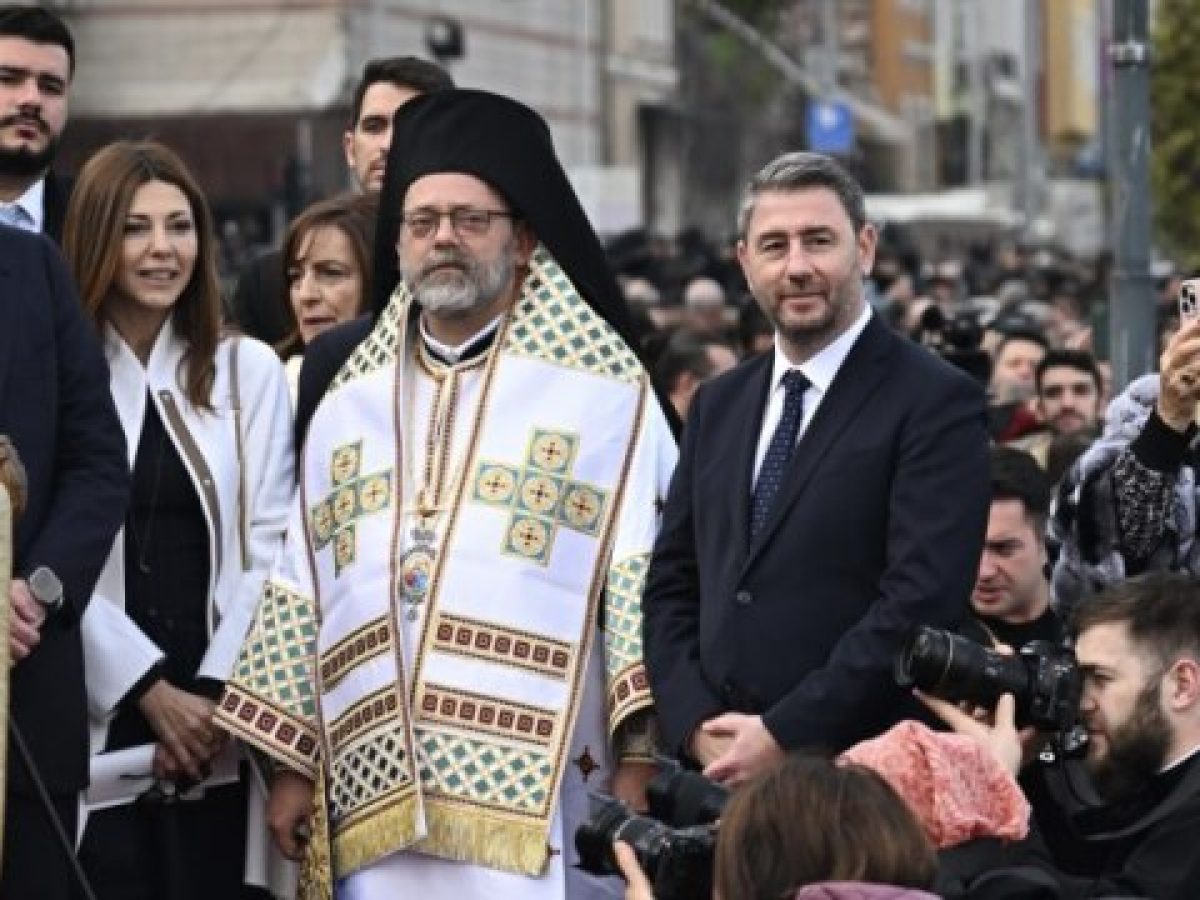 Ανδρουλάκης: Το 2026 να πετύχουμε μια κοινωνία με λιγότερες ανισότητες και με περισσότερη κοινωνική δικαιοσύνη