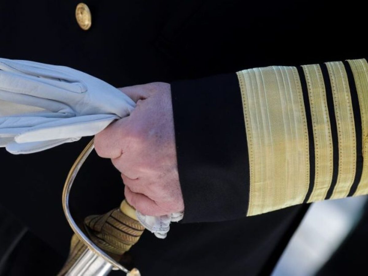 Αψυχολόγητες κρίσεις και αποστρατείες στο Πολεμικό Ναυτικό