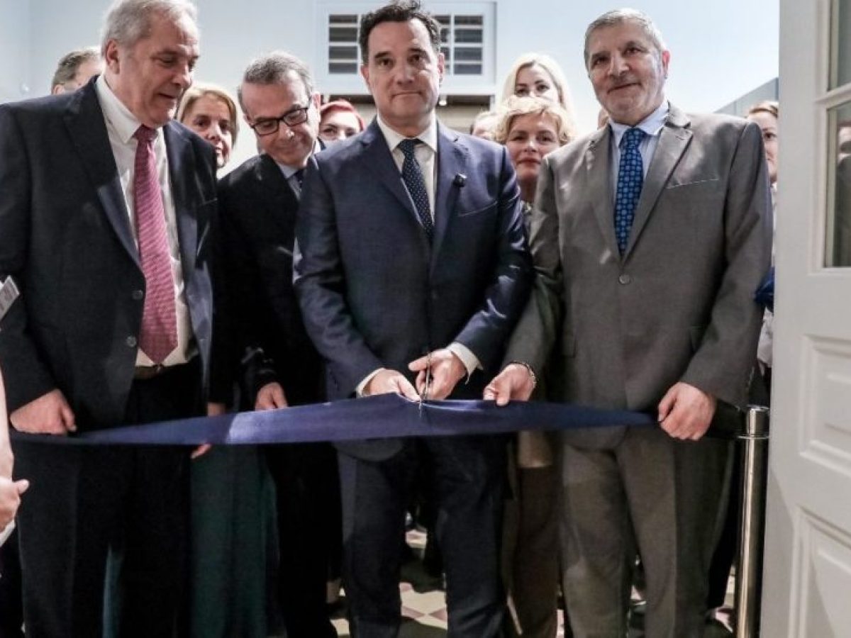 Ά&delta;&omega;&nu;&iota;&sigmaf; &Gamma;&epsilon;&omega;&rho;&gamma;&iota;ά&delta;&eta;&sigmaf;: &Tau;&omicron; &laquo;&Sigma;&omega;&tau;&eta;&rho;ί&alpha;&raquo; &alpha;&lambda;&lambda;ά&zeta;&epsilon;&iota; &sigma;&epsilon;&lambda;ί&delta;&alpha; &ndash; &tau;&omicron; έ&rho;&gamma;&omicron; &pi;&omicron;&upsilon; &kappa;&alpha;&nu;&epsilon;ί&sigmaf; &delta;&epsilon;&nu; &tau;ό&lambda;&mu;&eta;&sigma;&epsilon;, έ&gamma;&iota;&nu;&epsilon; &pi;&rho;ά&xi;&eta;