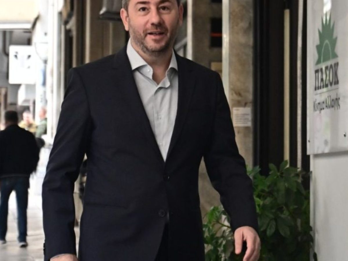 &Alpha;&pi;ό &tau;&eta;&nu; &alpha;&kappa;&rho;ί&beta;&epsilon;&iota;&alpha; &sigma;&tau;&omicron; ά&rho;&theta;&rho;&omicron; 86: &pi;ώ&sigmaf; &omicron; &Alpha;&nu;&delta;&rho;&omicron;&upsilon;&lambda;ά&kappa;&eta;&sigmaf; &chi;&tau;ί&zeta;&epsilon;&iota; &mu;έ&tau;&omega;&pi;&omicron; &kappa;&alpha;&tau;ά &Mu;&eta;&tau;&sigma;&omicron;&tau;ά&kappa;&eta;