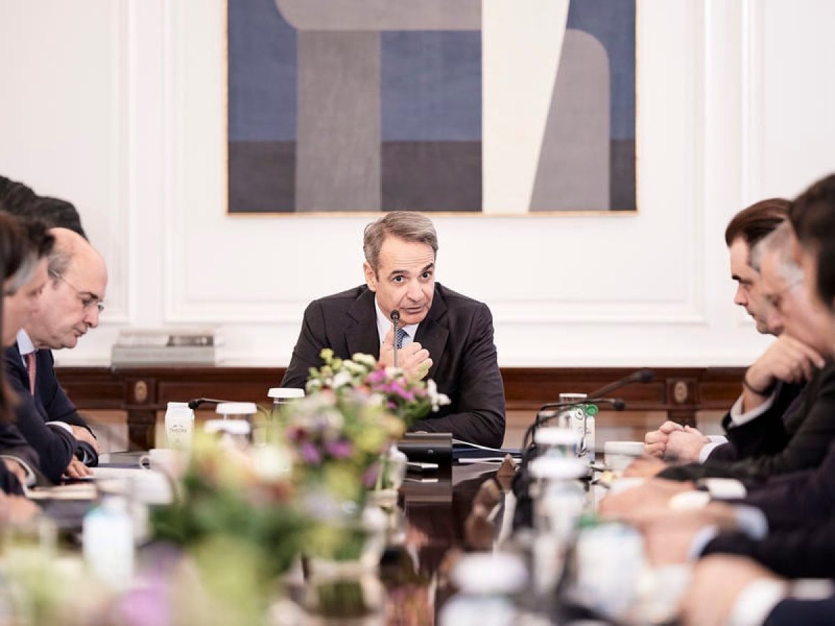 Mητσοτάκης: Στα τέλη Μαρτίου οι ανακοινώσεις για τον κατώτατο μισθό