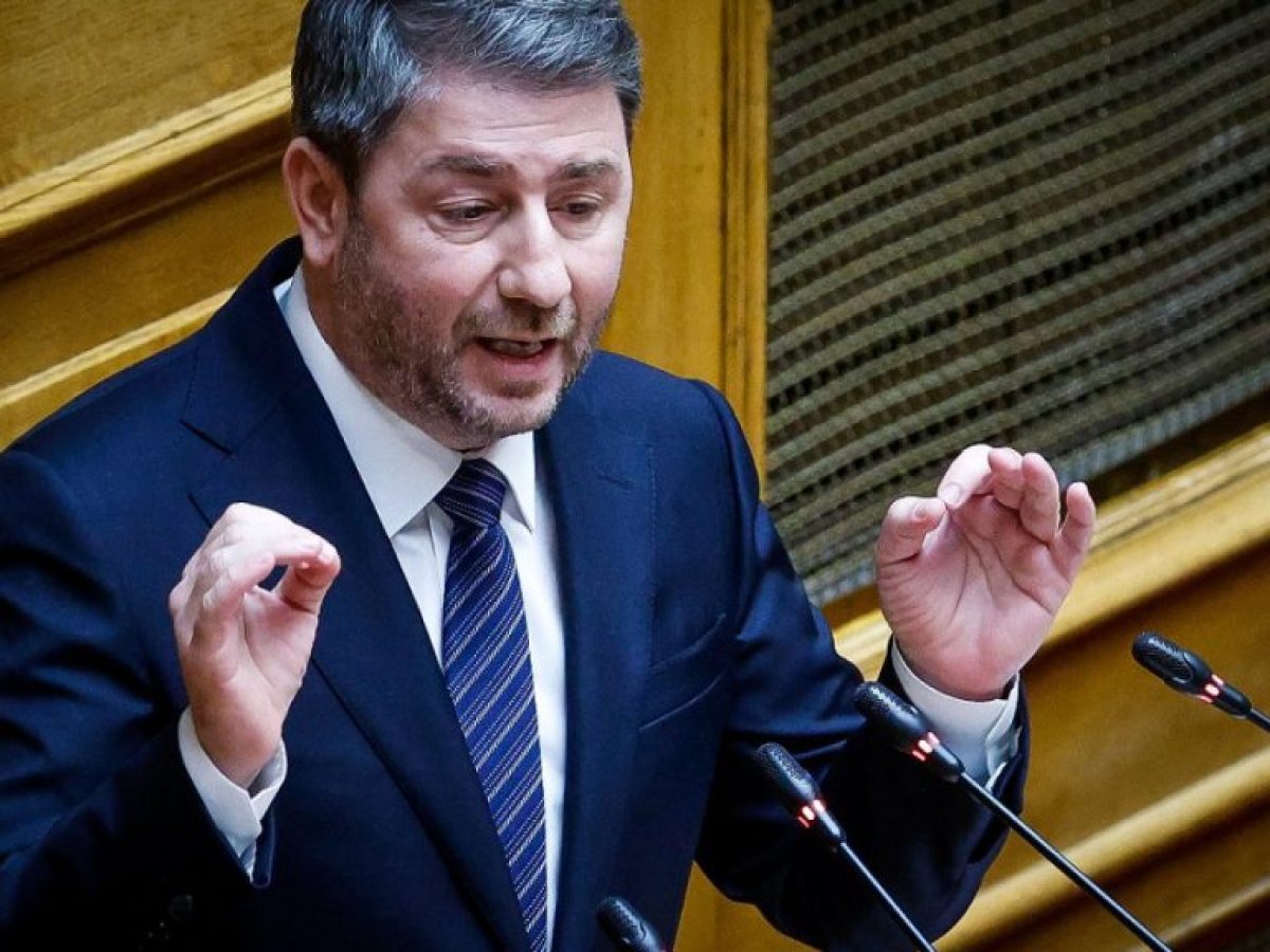 O &Alpha;&nu;&delta;&rho;&omicron;&upsilon;&lambda;ά&kappa;&eta;&sigmaf; &laquo;&tau;&rho;ά&beta;&eta;&xi;&epsilon; &tau;&omicron; &alpha;&upsilon;&tau;ί&raquo; &sigma;&tau;&eta;&nu; &epsilon;&sigma;&omega;&kappa;&omicron;&mu;&mu;&alpha;&tau;&iota;&kappa;ή &tau;&omicron;&upsilon; &alpha;&nu;&tau;&iota;&pi;&omicron;&lambda;ί&tau;&epsilon;&upsilon;&sigma;&eta; &ndash; &Tau;&iota; έ&gamma;&iota;&nu;&epsilon; &pi;ί&sigma;&omega; &alpha;&pi;ό &tau;&iota;&sigmaf; &kappa;&lambda;&epsilon;&iota;&sigma;&tau;έ&sigmaf; &pi;ό&rho;&tau;&epsilon;&sigmaf; &tau;&eta;&sigmaf; &Chi;&alpha;&rho;&iota;&lambda;ά&omicron;&upsilon;