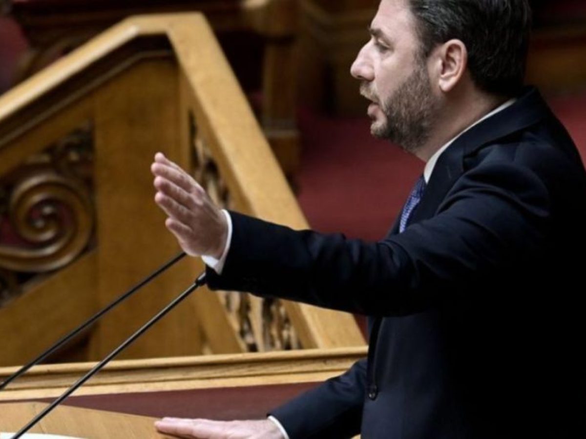 TikTok, Στεγαστική Κρίση και GenRent: Ο Ανδρουλάκης Βγαίνει στην Πιάτσα της Νέας Γενιάς