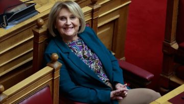 &laquo;&Alpha;&upsilon;&tau;&omicron;ί &mu;&epsilon; &mu;&iota;&alpha; &sigma;&phi;&alpha;&lambda;&iota;ά&rho;&alpha; &phi;&epsilon;ύ&gamma;&omicron;&upsilon;&nu;&raquo; &ndash; &Eta; &Beta;&omicron;ύ&lambda;&tau;&epsilon;&psi;&eta; &sigma;&upsilon;&gamma;&kappa;&rho;ί&nu;&epsilon;&iota; &tau;&omicron;&upsilon;&sigmaf; &kappa;&omicron;&mu;&mu;&omicron;&upsilon;&nu;&iota;&sigma;&tau;έ&sigmaf; &tau;&eta;&sigmaf; &Kappa;&alpha;&iota;&sigma;&alpha;&rho;&iota;&alpha;&nu;ή&sigmaf; &mu;&epsilon; &tau;&omicron;&upsilon;&sigmaf; &sigma;&eta;&mu;&epsilon;&rho;&iota;&nu;&omicron;ύ&sigmaf;