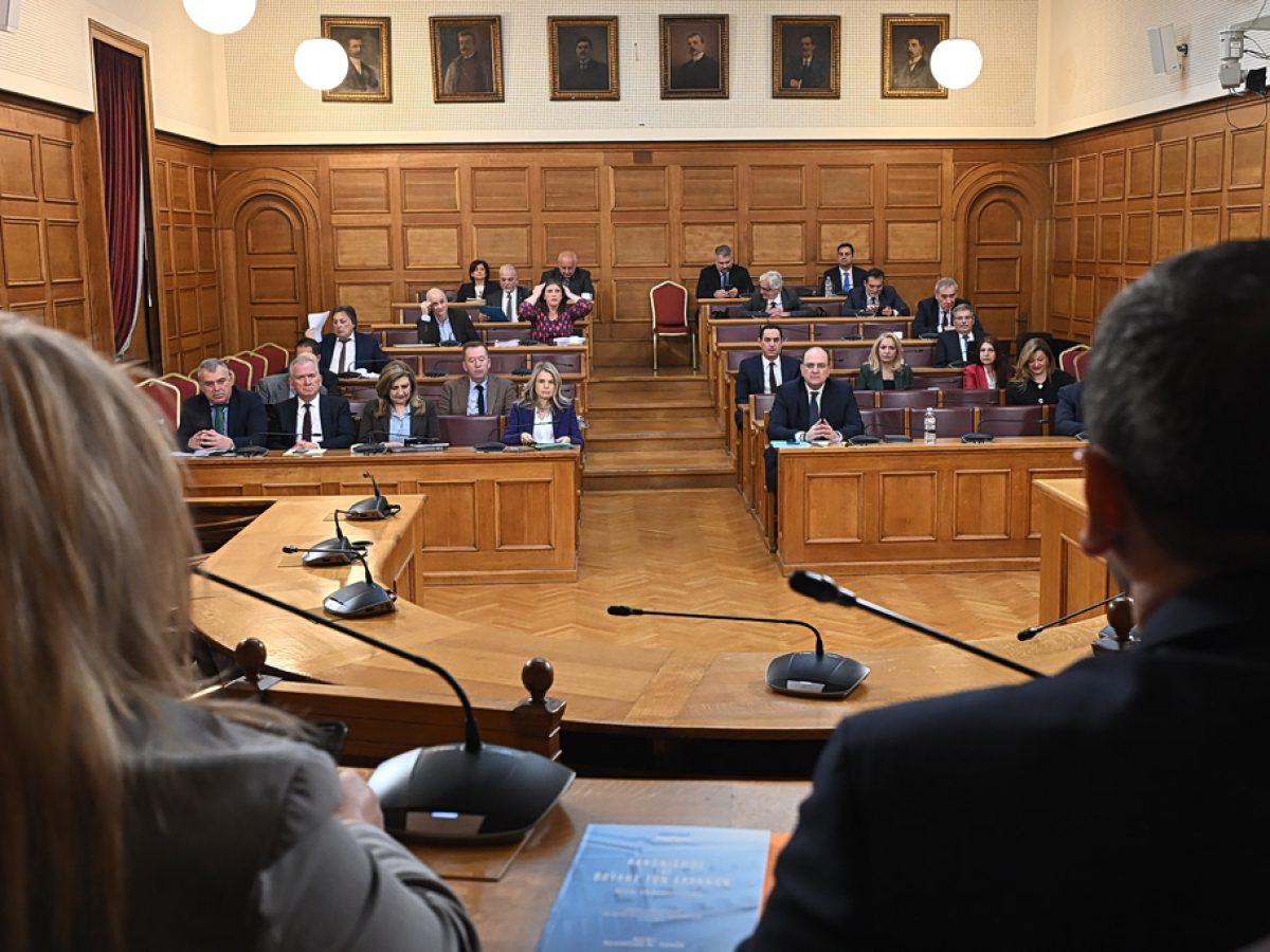 Αυλαία με καρφιά για την εξεταστική του ΟΠΕΚΕΠΕ – Τα επόμενα βήματα