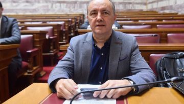 &Mu;&pi;&epsilon;&rho;&delta;&epsilon;&mu;έ&nu;&alpha; &mu;&eta;&nu;ύ&mu;&alpha;&tau;&alpha; &alpha;&pi;ό &tau;&omicron;&nu; &Theta;. &Kappa;&alpha;&rho;ά&omicron;&gamma;&lambda;&omicron;&upsilon;