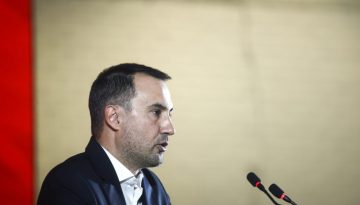 Χαρίτσης: Χρειαζόμαστε ενιαίο, δημόσιο, ασφαλή σιδηρόδρομο