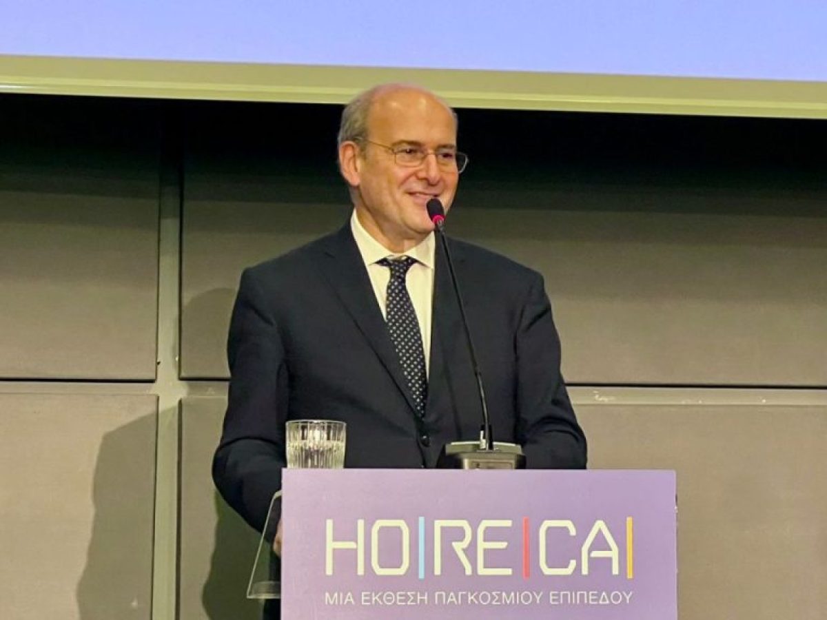 Χατζηδάκης: Εφικτή η δωδεκάμηνη τουριστική περίοδος