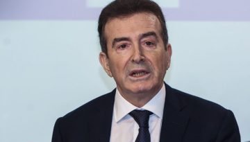 &Chi;&rho;&upsilon;&sigma;&omicron;&chi;&omicron;ΐ&delta;&eta;&sigmaf;: 8 &nu;έ&epsilon;&sigmaf; &phi;&upsilon;&lambda;&alpha;&kappa;έ&sigmaf;, &sigma;&tau;&omicron;&nu; &Alpha;&sigma;&pi;&rho;ό&pi;&upsilon;&rho;&gamma;&omicron; &omicron; &Kappa;&omicron;&rho;&upsilon;&delta;&alpha;&lambda;&lambda;ό&sigmaf; &ndash; &Pi;&omicron;&iota;&epsilon;&sigmaf; &kappa;ά&mu;&epsilon;&rho;&epsilon;&sigmaf; &kappa;ό&beta;&omicron;&upsilon;&nu; &kappa;&lambda;ή&sigma;&epsilon;&iota;&sigmaf;