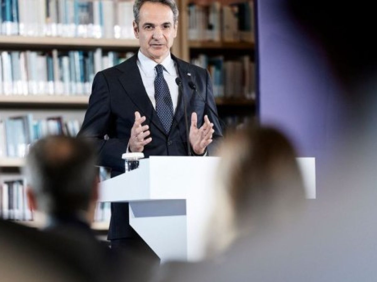 Δεν βλέπουν να βγαίνει στην κυβέρνηση η επιχείρηση αλλαγής ατζέντας «γαλάζιες» φωνές