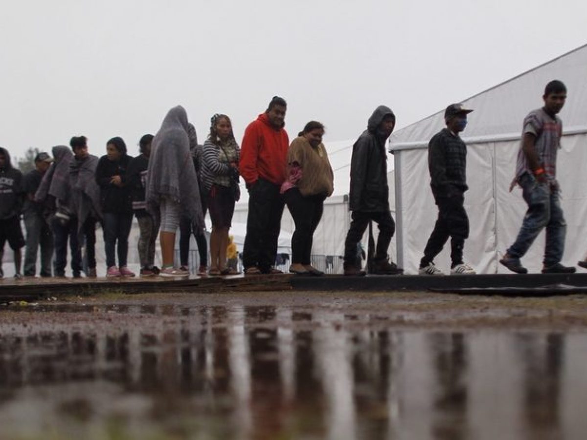 Δένδιας για μεταναστευτικό: «Χρειαζόμαστε νέους ανθρώπους για να καλύψουν το πληθυσμιακό κενό στην Ευρώπη»