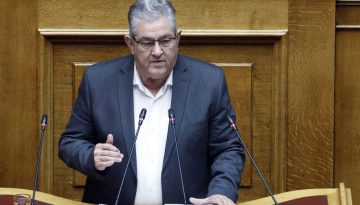 &laquo;&Delta;ί&kappa;&alpha;&sigma;&epsilon;&raquo; &tau;&omicron;&nu; &Kappa;. &Pi;&lambda;&epsilon;ύ&rho;&eta; &omicron; &Kappa;&omicron;&upsilon;&tau;&sigma;&omicron;ύ&mu;&pi;&alpha;&sigmaf;: &Alpha;&iota;&chi;&mu;έ&sigmaf; &kappa;&alpha;&iota; &gamma;&iota;&alpha; &tau;&eta; &Delta;&iota;&kappa;&alpha;&iota;&omicron;&sigma;ύ&nu;&eta; &pi;&omicron;&upsilon; έ&phi;&epsilon;&rho;&epsilon; &tau;&eta; &mu;ή&nu;&upsilon;&sigma;&eta; &sigma;&tau;&eta; &Beta;&omicron;&upsilon;&lambda;ή