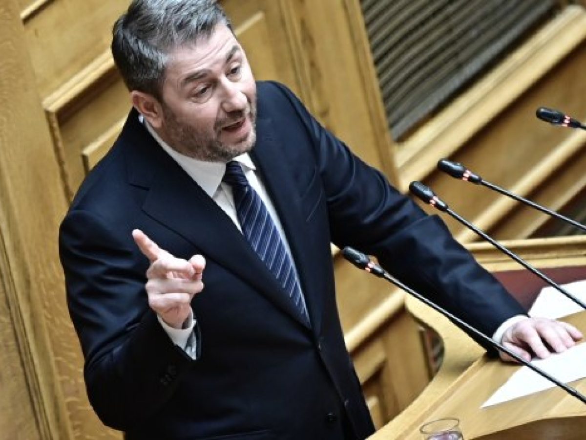 Δική του πρόταση για τη συνταγματική αναθεώρηση θα καταθέσει το ΠΑΣΟΚ – Υπερπλειοψηφίες στη δεύτερη Βουλή