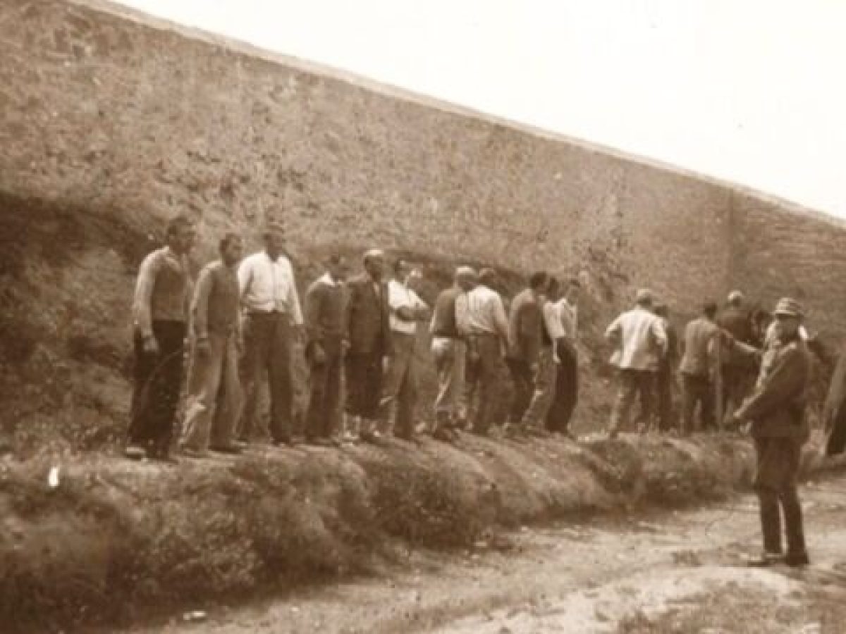 Δημοπρατούνται φωτογραφίες που αποδίδονται στην εκτέλεση των 200 στο Σκοπευτήριο Καισαριανής – Οι ανακοινώσεις ΚΚΕ και Χα