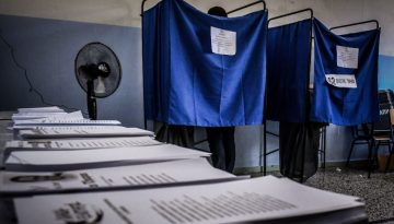 &Delta;&eta;&mu;&omicron;&sigma;&kappa;ό&pi;&eta;&sigma;&eta; Interview: &Omicron;&pi;&iota;&sigma;&theta;&omicron;&chi;ώ&rho;&eta;&sigma;&eta; &Kappa;&alpha;&rho;&upsilon;&sigma;&tau;&iota;&alpha;&nu;&omicron;ύ &ndash; &Tau;&iota; &lambda;έ&nu;&epsilon; &omicron;&iota; &pi;&omicron;&lambda;ί&tau;&epsilon;&sigmaf; &gamma;&iota;&alpha; &Tau;&sigma;ί&pi;&rho;&alpha; &kappa;&alpha;&iota; &Pi;&alpha;ύ&lambda;&omicron; &Nu;&tau;&epsilon; &Gamma;&kappa;&rho;&epsilon;&sigmaf;