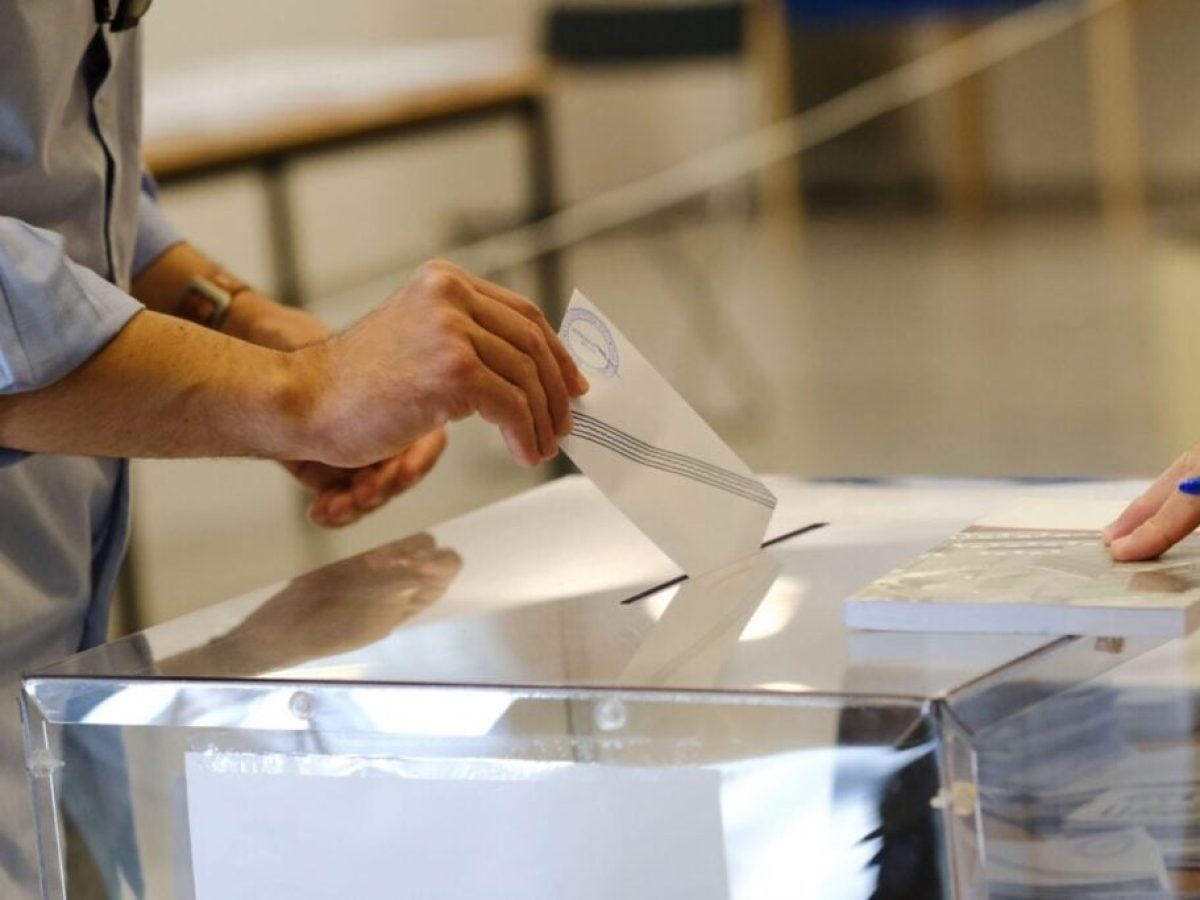 Δημοσκόπηση Marc: Σταθερά πάνω από το 30% η ΝΔ