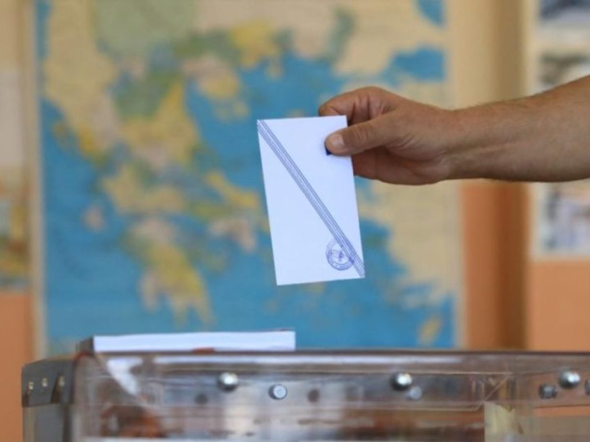 Δημοσκόπηση RealPolls: Πρώτη με πάνω από 16 μονάδες διαφορά η Ν.Δ. – Ανέβηκε το ΠΑΣΟΚ