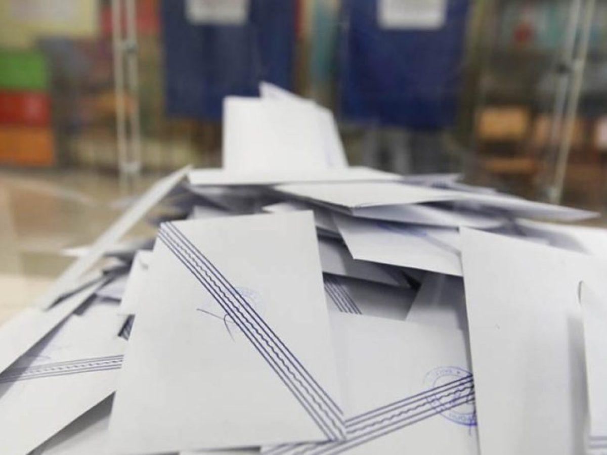 Δημοσκοπήσεις: Ποιους ψηφοφόρους έχει χάσει η ΝΔ και πώς μπορεί να τους ξανακερδίσει