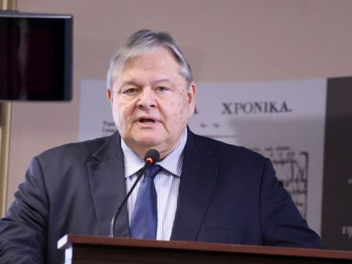 Bενιζέλος για υποκλοπές: “Ελπίζω η νέα ιδέα για την αναθεώρηση του Συντάγματος να μην είναι η κατάργηση τ