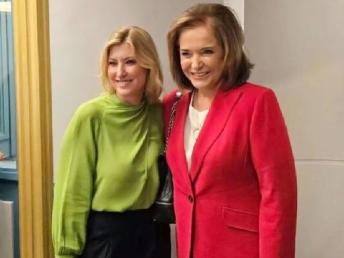 Ντόρα Μπακογιάννη για Σία Κοσιώνη: “Βελτιώνεται κάθε μέρα, αρρώστησε και ο εγγονός μου μαζί της” (Βί