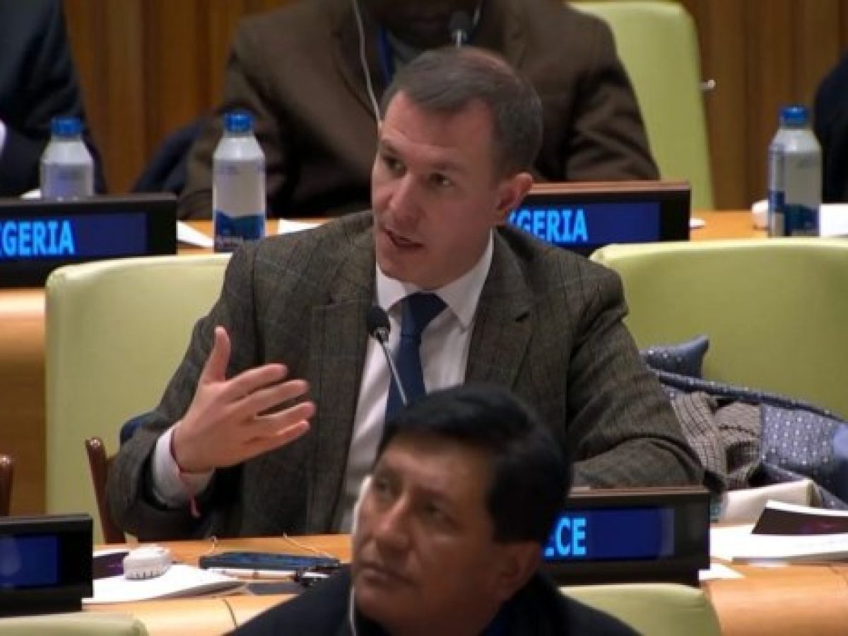 Δουδωνής στον ΟΗΕ: Στη Δημοκρατία αναλώσιμοι αν χρειαστεί γίνονται οι πολιτικοί, ώστε να μην είναι αναλώσιμος ο λαός