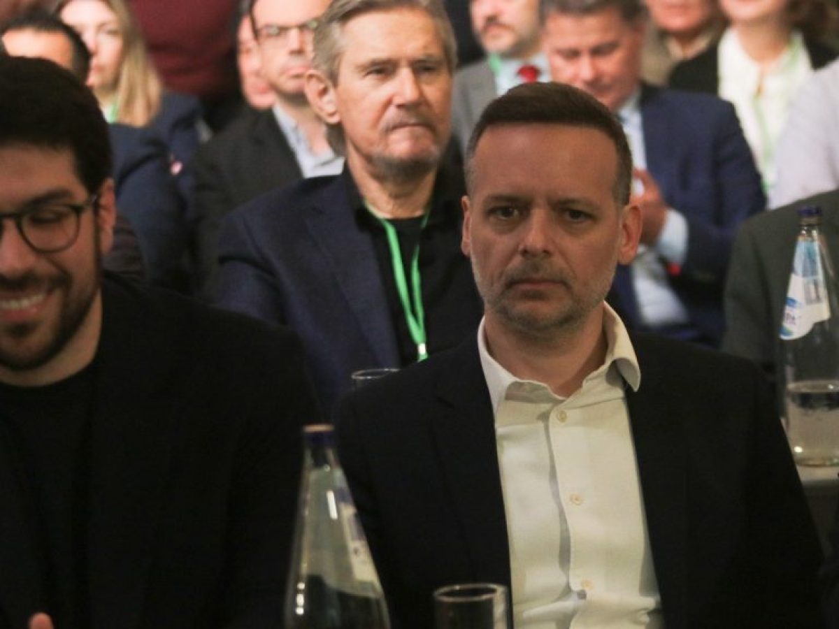 Δούκας στη ΚΟΕΣ: Το συνέδριο είναι η τελευταία μας ευκαιρία για επανεκκίνηση του ΠΑΣΟΚ – Δεν αμφισβητώ τον Ανδρουλάκη