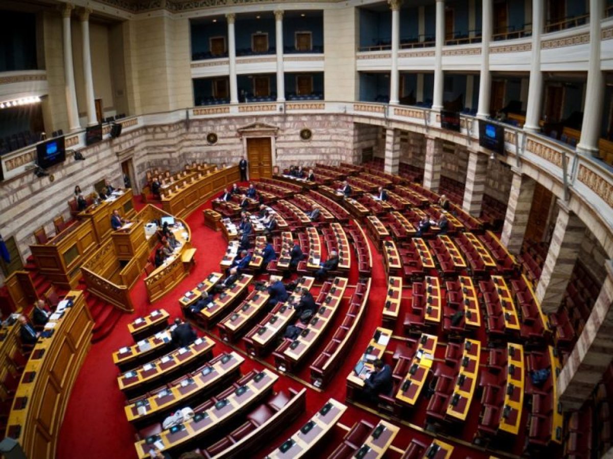 Ένταση στη Βουλή για τα επεισόδια στη Νίκαια