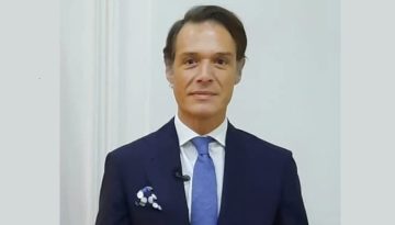 Επέδωσε τα διαπιστευτήριά του στον Τραμπ ο πρέσβης Αντώνης Αλεξανδρίδης