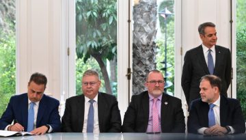 «Έπεσαν» οι υπογραφές με Chevron για τις έρευνες υδρογονανθράκων σε Κρήτη και Πελοπόννησο