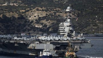 Επίδειξη ισχύος των ΗΠΑ με φόντο το Ιράν! Στη Σούδα το μεγαλύτερο αεροπλανοφόρο στον κόσμο – Κόμβος η Ελλάδα μετά το ΟΧΙ