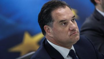 Επίσκεψη του Άδωνι Γεωργιάδη στον Ταξιάρχη του Μανταμάδου μαζί με την Ευγενία Μανωλίδου, vid