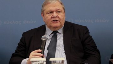 &Epsilon;&upsilon;ά&gamma;&gamma;&epsilon;&lambda;&omicron;&sigmaf; &Beta;&epsilon;&nu;&iota;&zeta;έ&lambda;&omicron;&sigmaf;: &Delta;&iota;&pi;&lambda;ό &laquo;&chi;&tau;ύ&pi;&eta;&mu;&alpha;&raquo; &sigma;&tau;&eta;&nu; &kappa;&upsilon;&beta;έ&rho;&nu;&eta;&sigma;&eta; &ndash; &laquo;&Sigma;ή&kappa;&omega;&sigma;&epsilon; &tau;&omicron; &gamma;ά&nu;&tau;&iota;&raquo; &kappa;&alpha;&iota; &alpha;&pi;ά&nu;&tau;&eta;&sigma;&epsilon; &sigma;&tau;&omicron;&nu; &Mu;&alpha;&rho;&iota;&nu;ά&kappa;&eta;